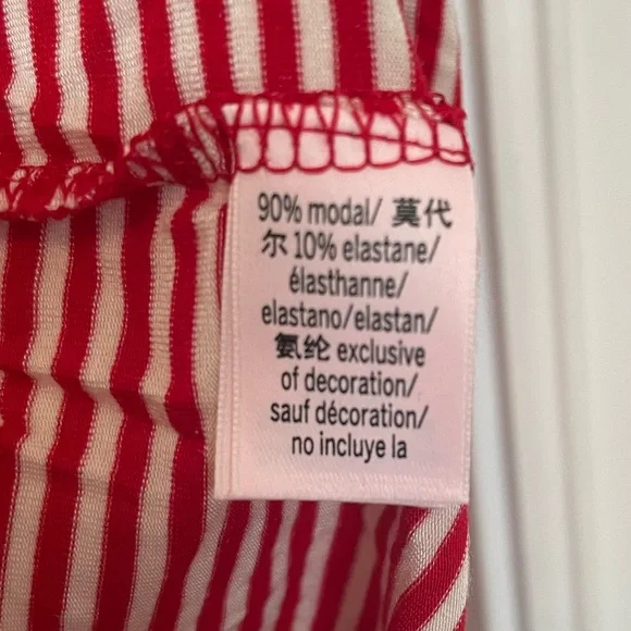Victoria’s Secret NWOT short sleeve pjs set size XX-Large, red and white stripes - Picture 11 of 15